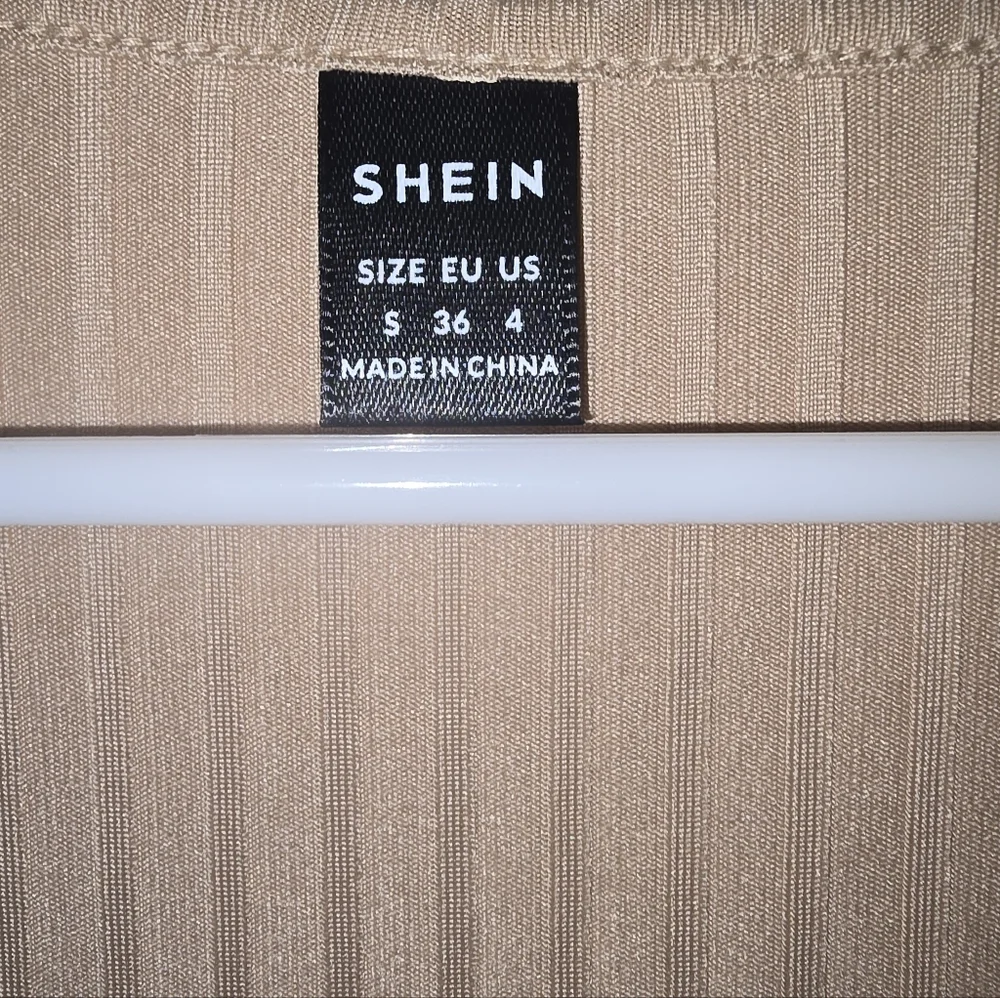 SHEIN Beige Ribbed Wrap Crop Top Size: Small - Picture 3 of 4